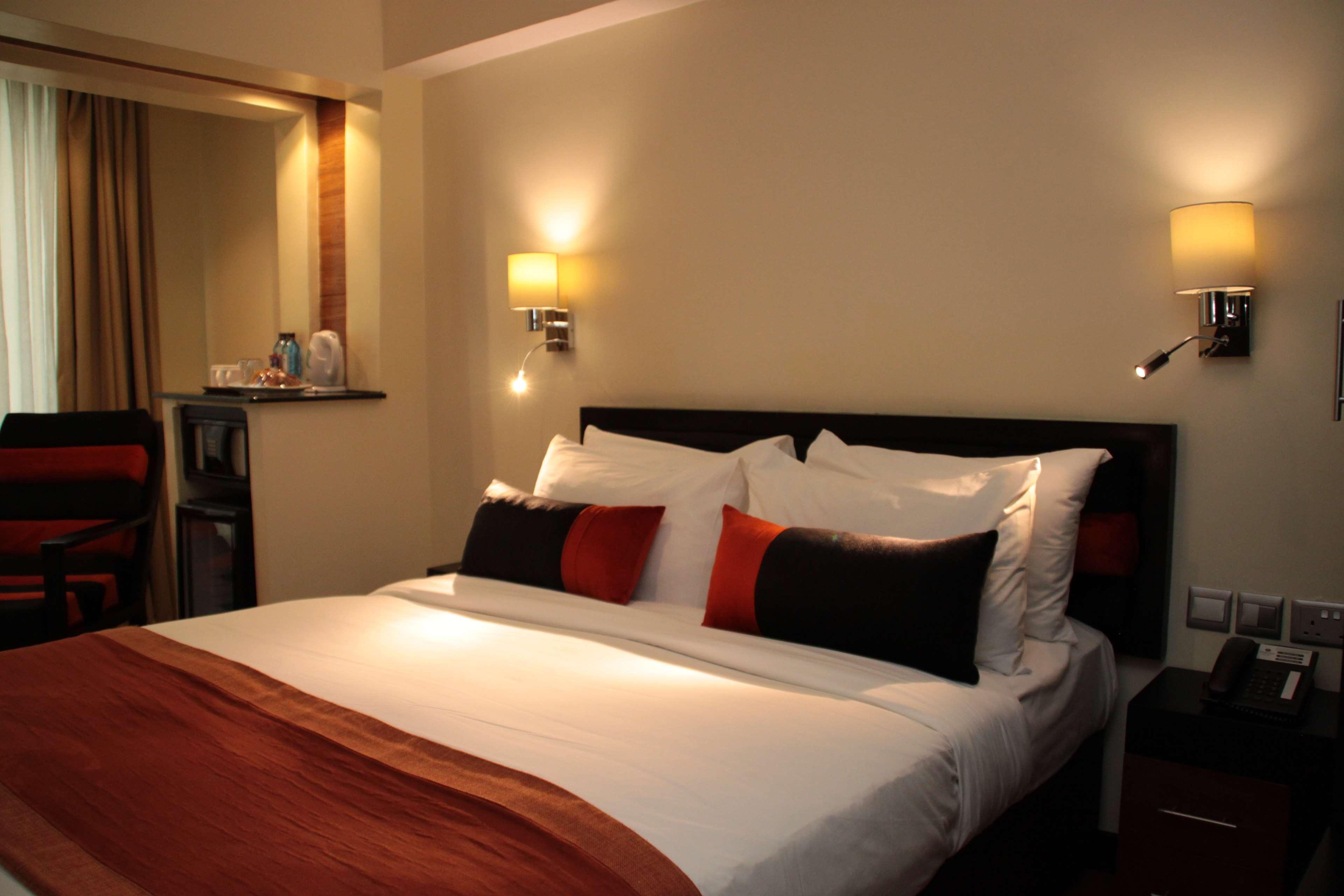 Best Western Auray Le Loch Bagian luar foto